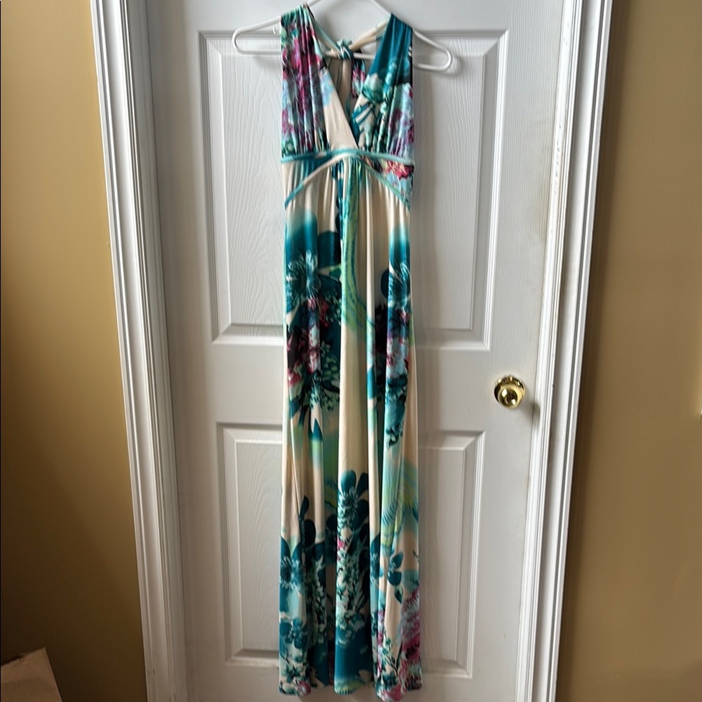 QED London Teal and Cream Floral Maxi Dress